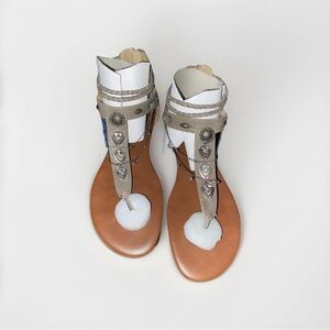 Jellypop Gray Distress & Silver Elvie Gladiator Sandals with Ankle Cuff Size 8M